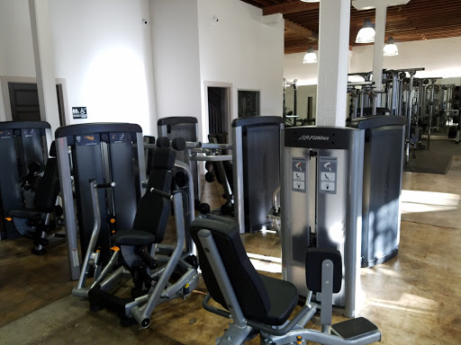 Gym «Honor Gym», reviews and photos, 46 3rd St NW, Winter Haven, FL 33881, USA