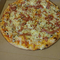 Plats et boissons du Pizzeria Pizza Dinapoli à Saint-Germain-lès-Arpajon - n°1