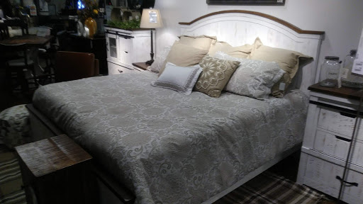Furniture Store «Ashley HomeStore», reviews and photos, 1850 Scottsville Rd, Bowling Green, KY 42101, USA