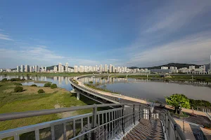 금강보행교 북쪽 출입구 image