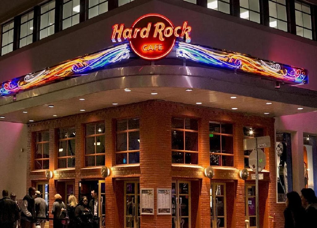 Hard Rock Cafe 70130