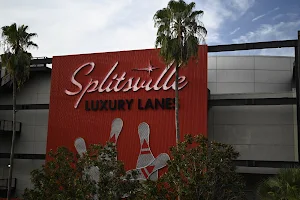 Splitsville Dining Room image