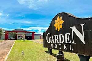 Motel garden image