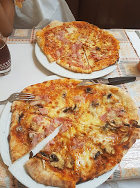Pizza du Pizzeria Le Bon Plan à Paris - n°6