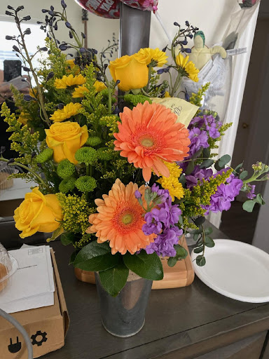 Florist «4 Sisters Floral & Home Decor», reviews and photos, 189 State St, Clearfield, UT 84015, USA