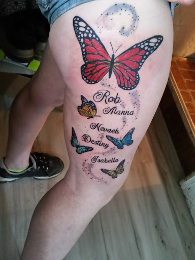 Tattoo Shop «Lady Luck Tattoo», reviews and photos, 211 S Main St, Canandaigua, NY 14424, USA