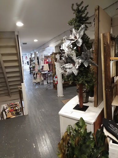 Antique Furniture Store «The Mill At Keymar Vintage And Antiques», reviews and photos, 900 Francis Scott Key Hwy, Keymar, MD 21757, USA