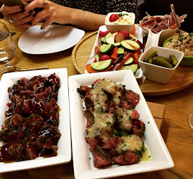 Photo n°9 de GARDE MANGER au bon coup de fourchette à Limoges ()