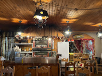 Atmosphère du Restaurant Chez Eliane à Villarodin-Bourget - n°1