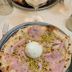 Photo n°2 de l'avis de Sandrine.P fait le 11/04/2024 à 17:43 sur le  Royal Cusine Restaurant à Bardonecchia