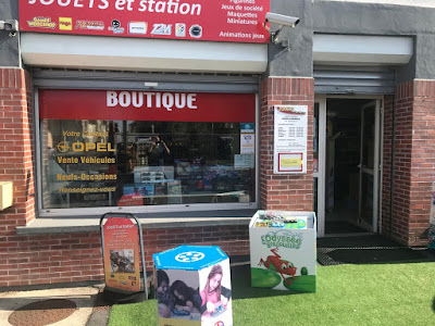 Jouets Et Station à Mourmelon-le-Grand