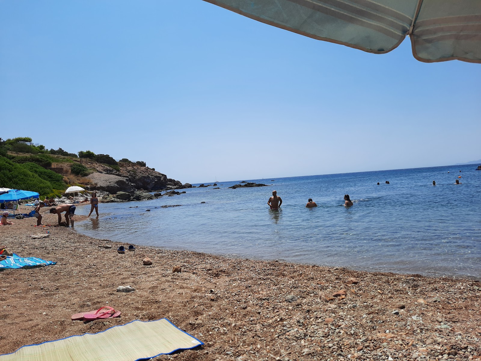 Fotografie cu Panagitsa beach cu o suprafață de apa pură turcoaz