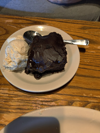 American Restaurant «Cracker Barrel Old Country Store», reviews and photos, 1240 NJ-73, Mt Laurel, NJ 08054, USA