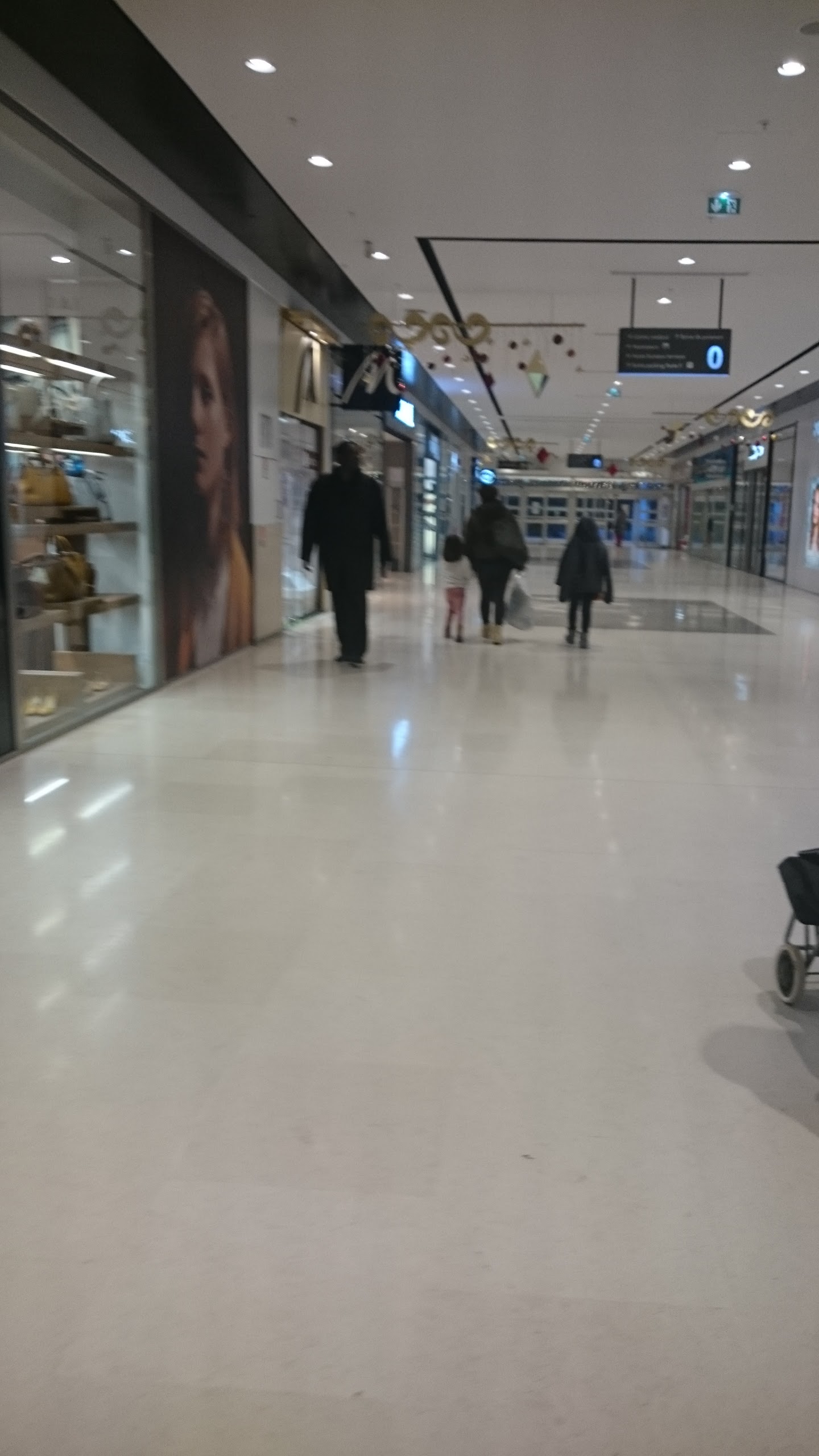 Photo n° 11 de l'avis de L... fait le 14/06/2017 à 22:34