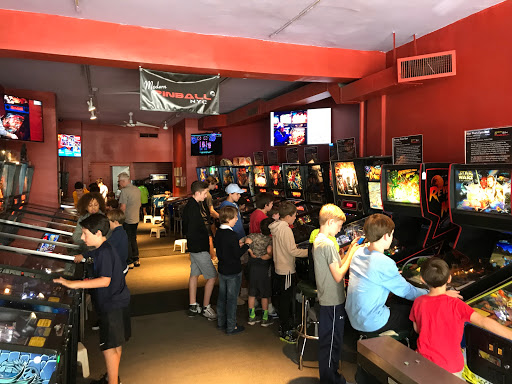 Modern Pinball NYC Arcade, Party Place & Museum image 2