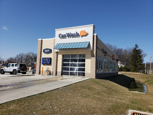 FriendShip Car Wash en Amherst