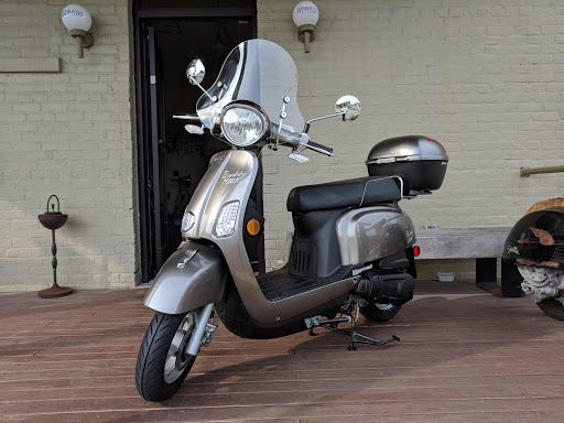 Motor Scooter Dealer «Metro Scooter», reviews and photos, 3716 Montgomery Rd, Cincinnati, OH 45207, USA