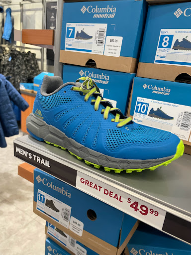 Sportswear Store «Columbia Sportswear Store - Gilroy, CA», reviews and photos, 681 Leavesley Rd d135, Gilroy, CA 95020, USA