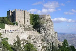 Castello di Venere image