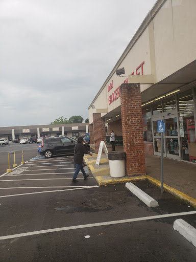 Grocery Store «United Grocery Outlet», reviews and photos, 4758 TN-58, Chattanooga, TN 37416, USA
