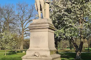 Alexander Hamilton Monument image