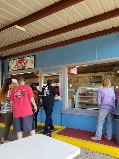 Donut Shop «The Donut Shop», reviews and photos, 501 John R Junkin Dr, Natchez, MS 39120, USA