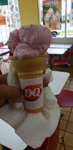 Ice Cream Shop «Dairy Queen Store», reviews and photos, 4040 SW 67th Ave, Miami, FL 33155, USA