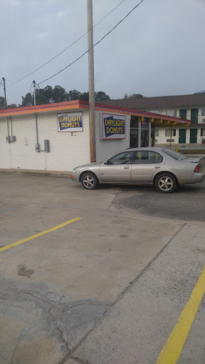 Donut Shop «Daylight Donuts», reviews and photos, 1614 E 16th Ave, Cordele, GA 31015, USA