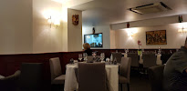 Atmosphère du Restaurant indien Le Grand Pacha de l'Himalaya à Le Coudray-Montceaux - n°15