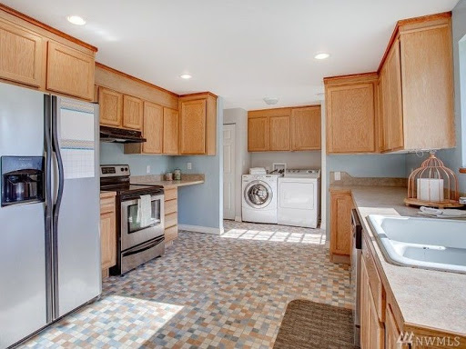 Handyman «A Better Handyman & Contractors Service, LLC», reviews and photos, 6925 216th St SW j, Lynnwood, WA 98036, USA