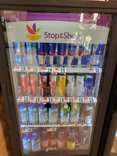 Grocery Store «Super Stop & Shop», reviews and photos, 72 Newtown Rd, Danbury, CT 06810, USA