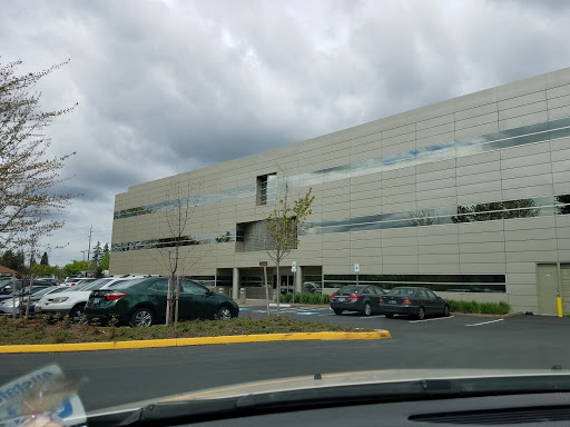 AAA Beaverton Service Center, 8555 SW Apple Way, Portland, OR 97225, Insurance Agency