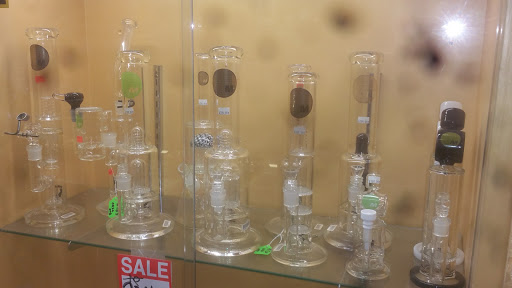 Gift Shop «Stay fly smoke shop», reviews and photos, 2645 El Camino Ave, Sacramento, CA 95821, USA