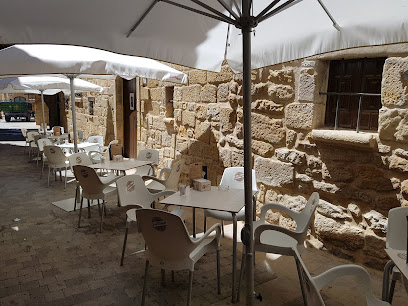 Café • Tapas Bar & Restaurant • Centro Cultur - C. Mayor de la Villa, 5, 44623 Cretas, Teruel, Spain