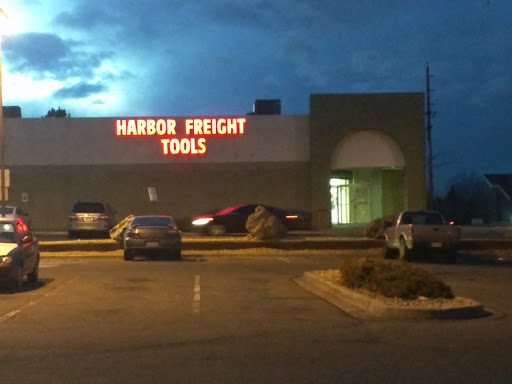Hardware Store «Harbor Freight Tools», reviews and photos, 13668 E Alameda Ave, Aurora, CO 80012, USA