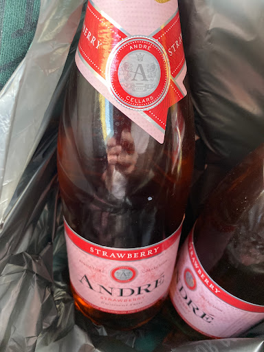 Liquor Store «South Nevada Liquors», reviews and photos, 1107 S Nevada Ave # 115, Colorado Springs, CO 80903, USA