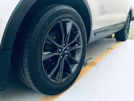 Car Wash «Finish Line Carwash LLC», reviews and photos, 2330 Mannheim Rd, Melrose Park, IL 60164, USA