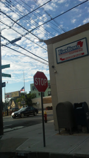 Grocery Store «Foodtown Express of Yonkers», reviews and photos, 772 Palisade Ave, Yonkers, NY 10703, USA