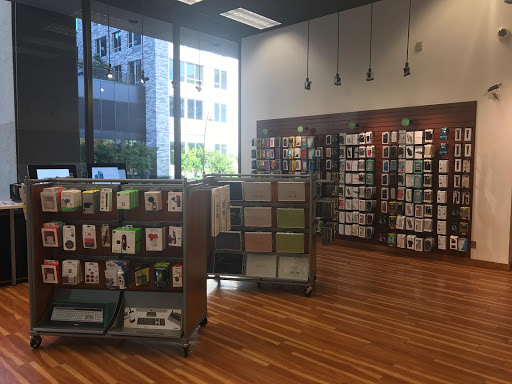 Computer Store «Simply Mac - Apple Premier Partner», reviews and photos, 700 NE Multnomah St, Portland, OR 97232, USA