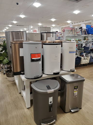 Department Store «T.J. Maxx & HomeGoods», reviews and photos, 221 N West End Blvd, Quakertown, PA 18951, USA