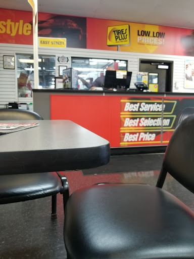 Tire Shop «Tires Plus», reviews and photos, 1621 US-41, Lutz, FL 33549, USA