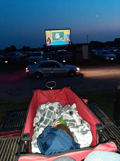 Drive-in Movie Theater «Blue Grass Drive-In Theater», reviews and photos, 774 W Mayne St, Blue Grass, IA 52726, USA