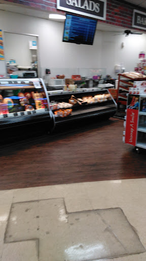Grocery Store «Piggly Wiggly», reviews and photos, 1010 E 3rd St, Jackson, GA 30233, USA