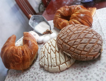 El Monarca ' panaderia & pasteleria'