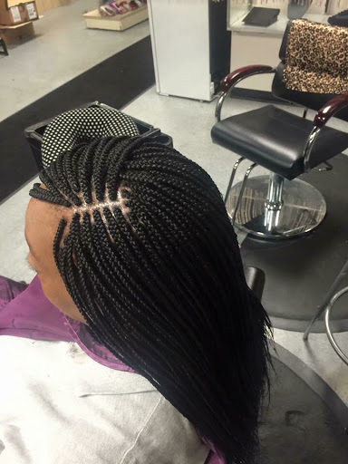 Hair Salon «Jaklins Braiding & Weaving Sensations», reviews and photos, 829 Niagara St, Buffalo, NY 14213, USA
