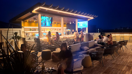 1912 OCEAN BAR & ROOFTOP