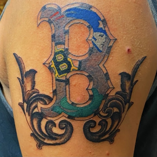 Tattoo Shop «Masterpiece Tattoo & Body Piercing», reviews and photos, 99 NH-28, Salem, NH 03079, USA