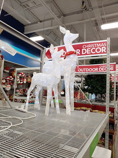 Home Goods Store «At Home», reviews and photos, 1072 W Mercury Blvd, Hampton, VA 23666, USA