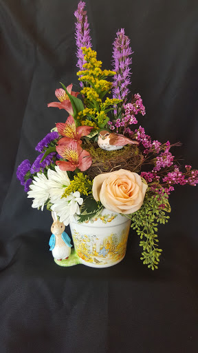 Florist «Shananne Cain Florist Inc», reviews and photos, 123 N Central Ave, Umatilla, FL 32784, USA