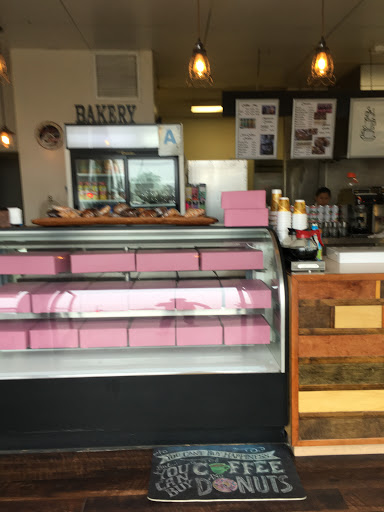 Donut Shop «Golden Donut», reviews and photos, 2360 University Ave, San Diego, CA 92104, USA